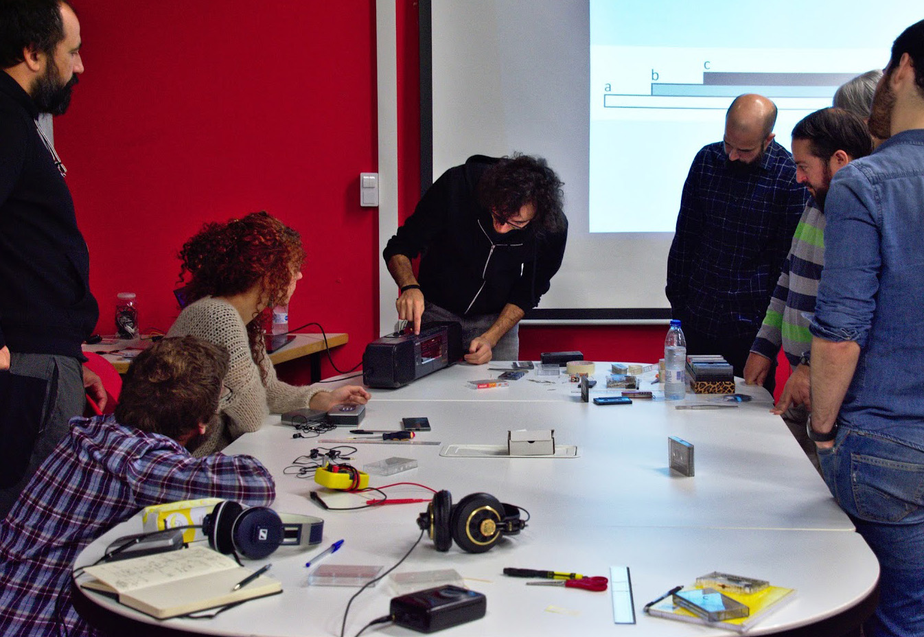 Taller de experimentos sonoros